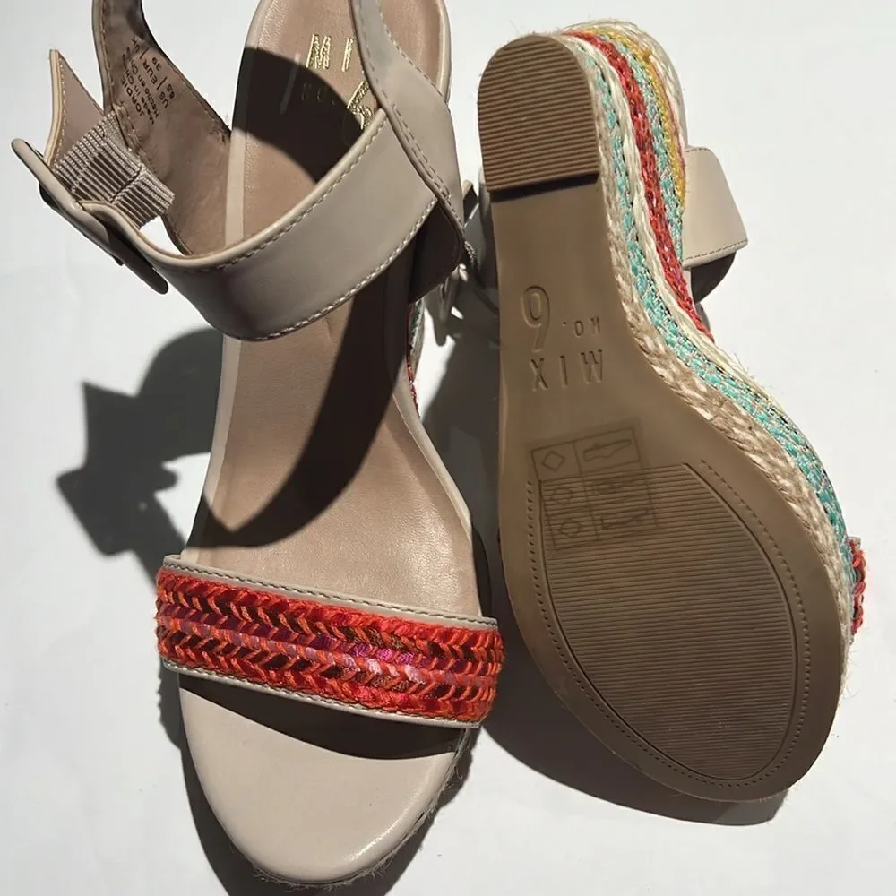Mix No. 6 - Jordie‎ Platform Wedge Heel Size 8.5.  B60